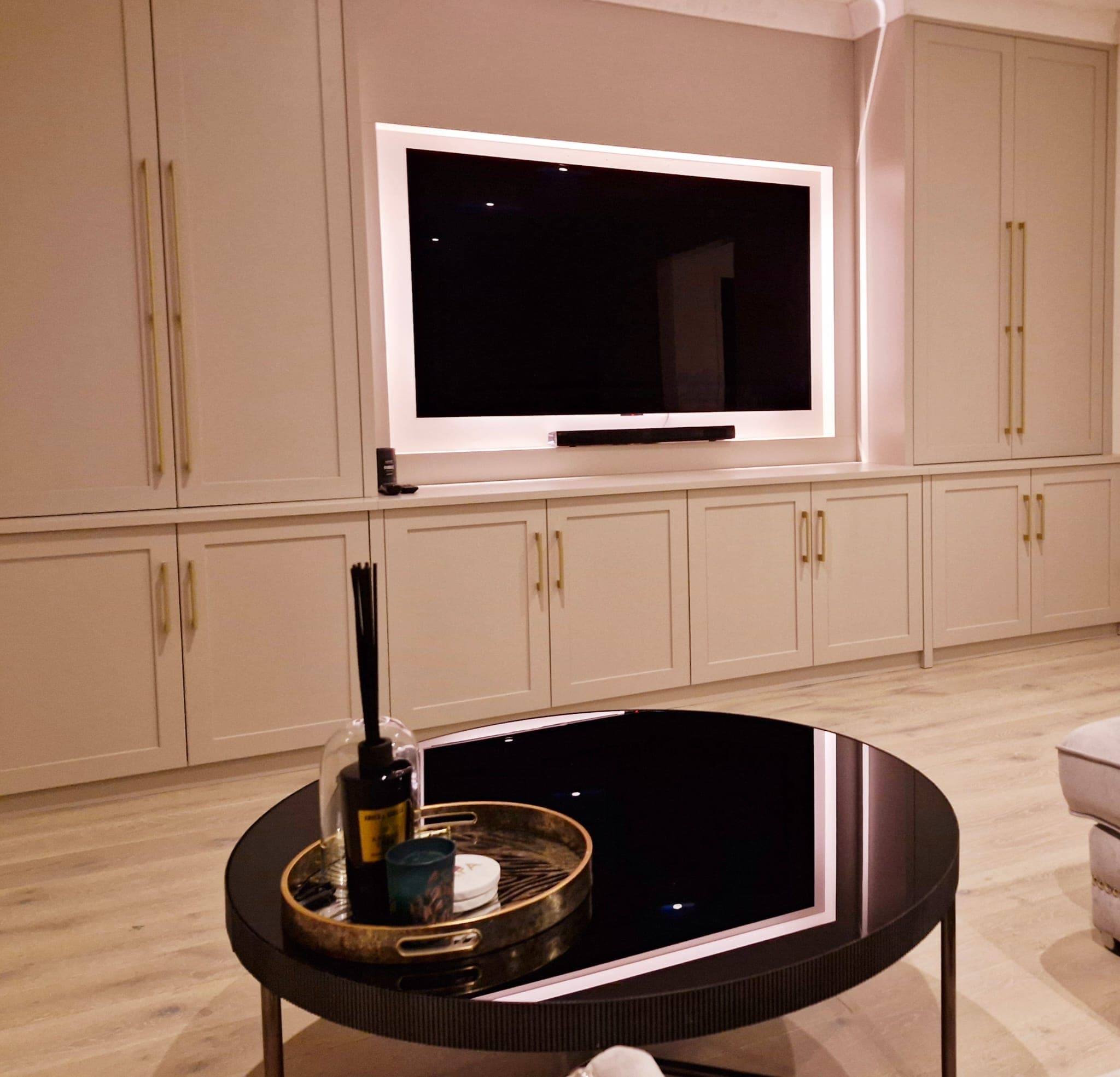Television Frames